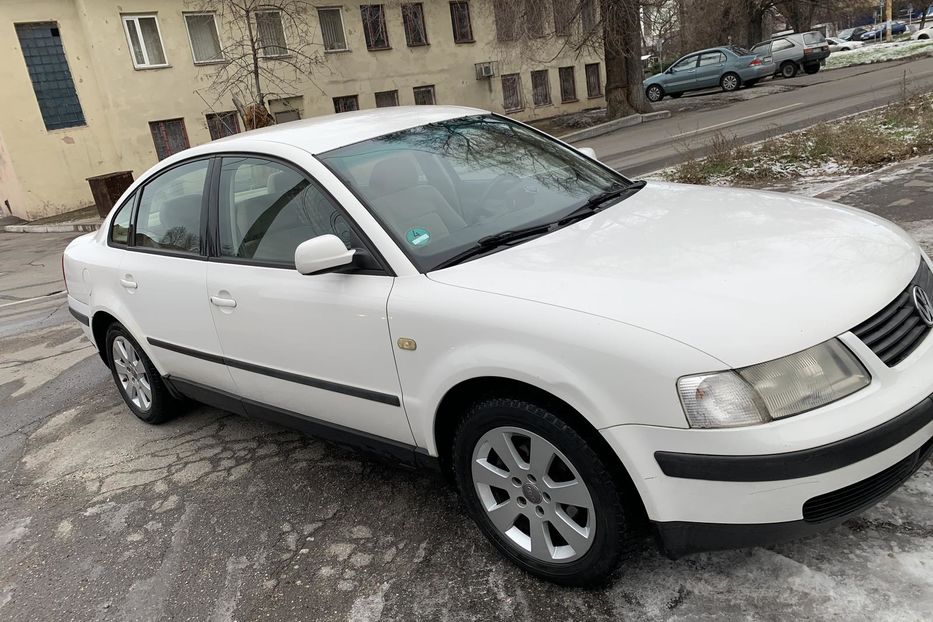 Продам Volkswagen Passat B5 1998 года в Запорожье