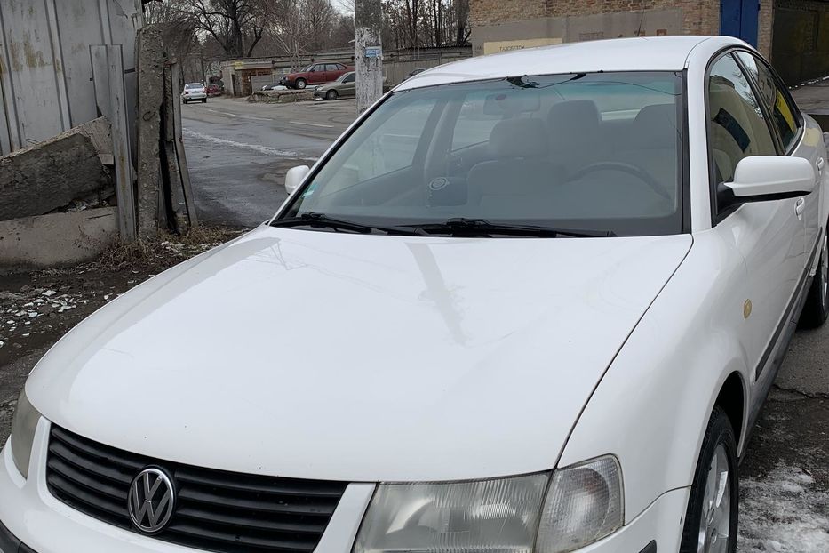 Продам Volkswagen Passat B5 1998 года в Запорожье