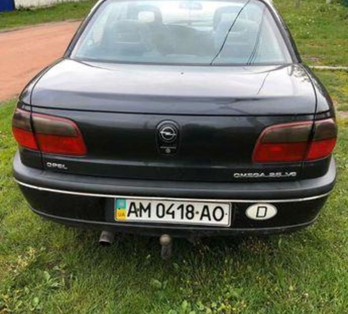 Продам Opel Omega B 1994 года в Киеве