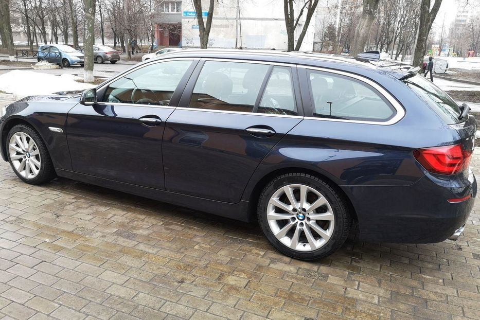 Продам BMW 525 Tour 2013 года в Харькове