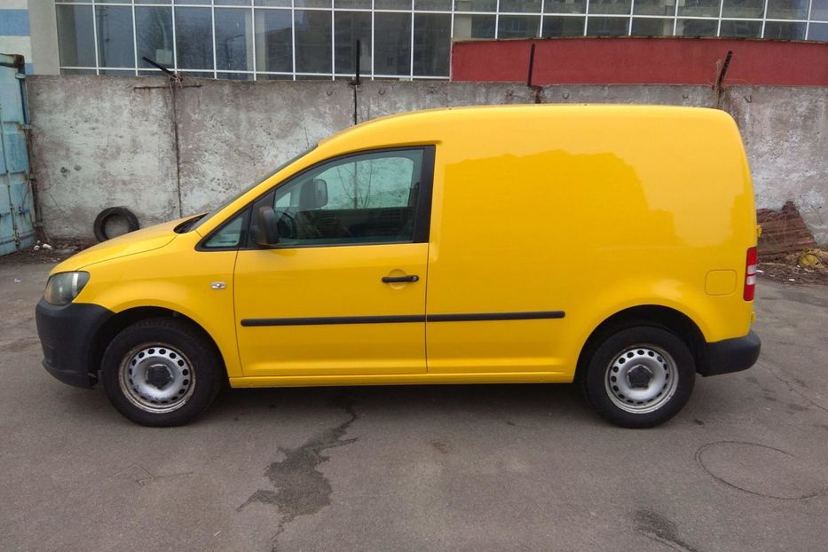 Продам Volkswagen Caddy груз. 2013 года в Киеве