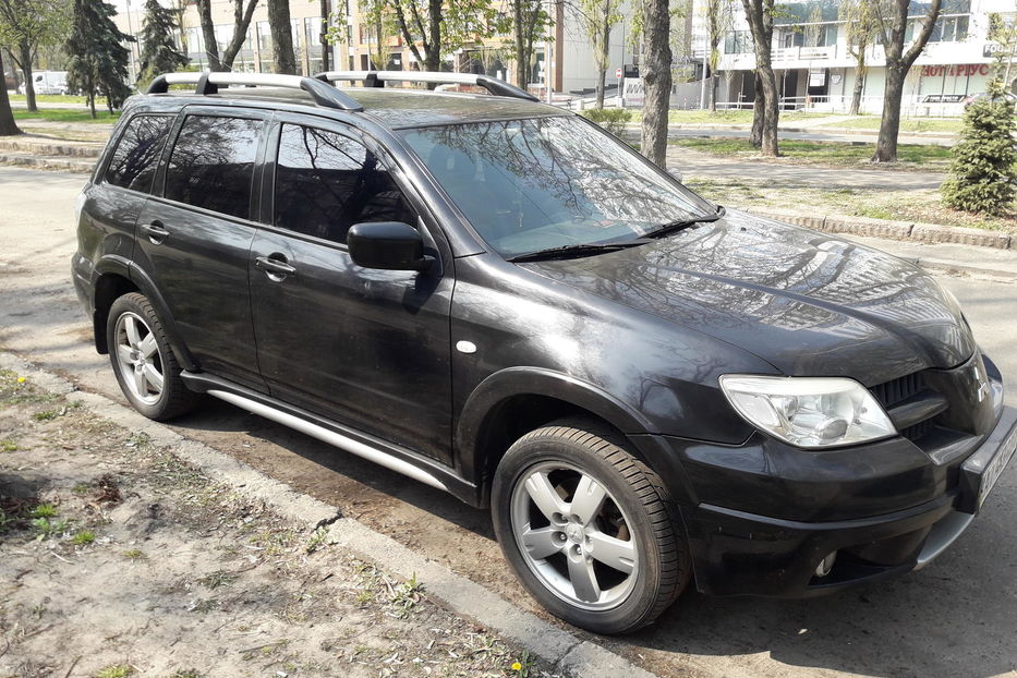 Продам Mitsubishi Outlander Внедорожник  2008 года в Киеве