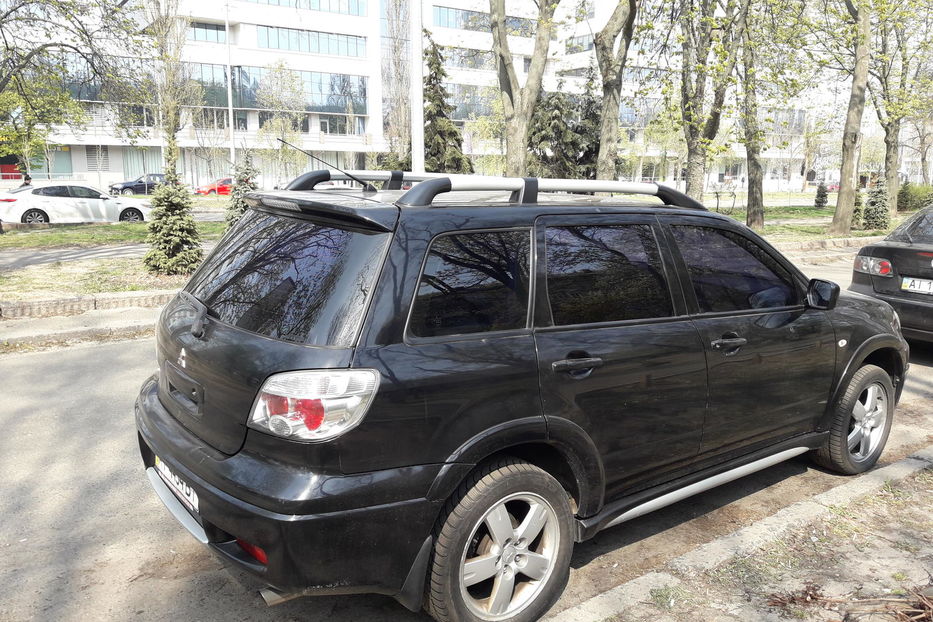 Продам Mitsubishi Outlander Внедорожник  2008 года в Киеве