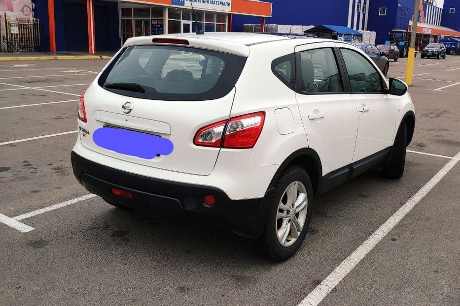 Продам Nissan Qashqai LE+ 2012 года в Днепре