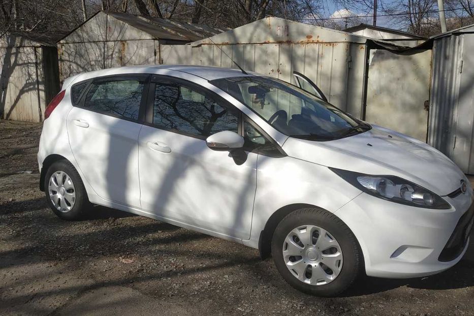 Продам Ford Fiesta 2012 года в Одессе