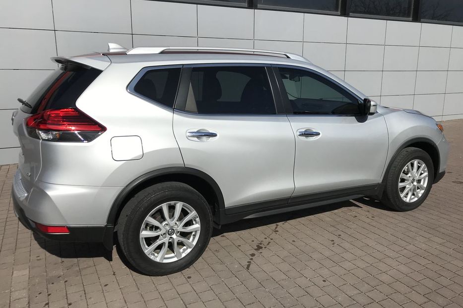 Продам Nissan Rogue SV 2017 года в Запорожье