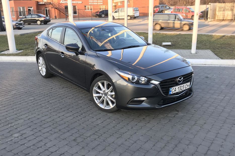 Продам Mazda 3 Touring 2017 года в Днепре