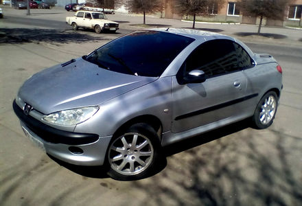 Продам Peugeot 206 206 сс 2002 года в Харькове