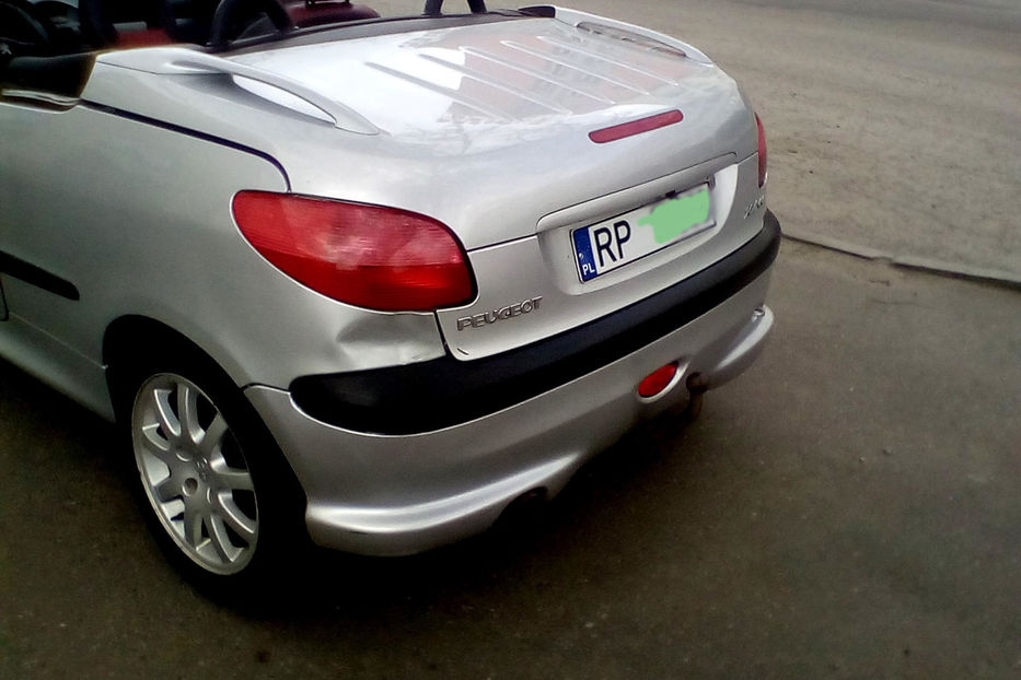 Продам Peugeot 206 206сс 2002 года в Харькове