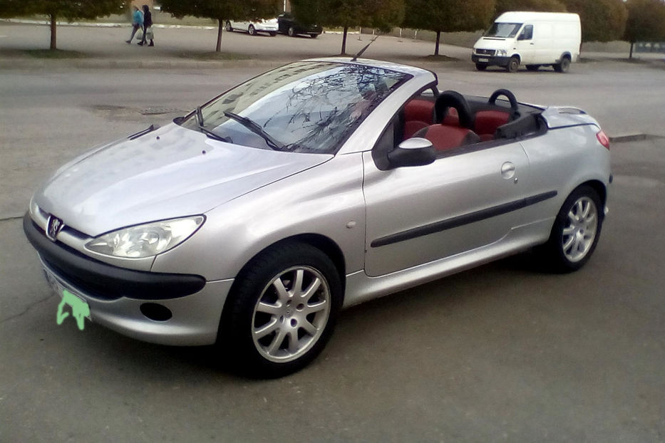 Продам Peugeot 206 206сс 2002 года в Харькове