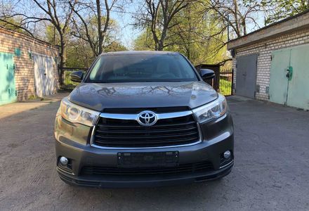 Продам Toyota Highlander Le 2018 года в Харькове