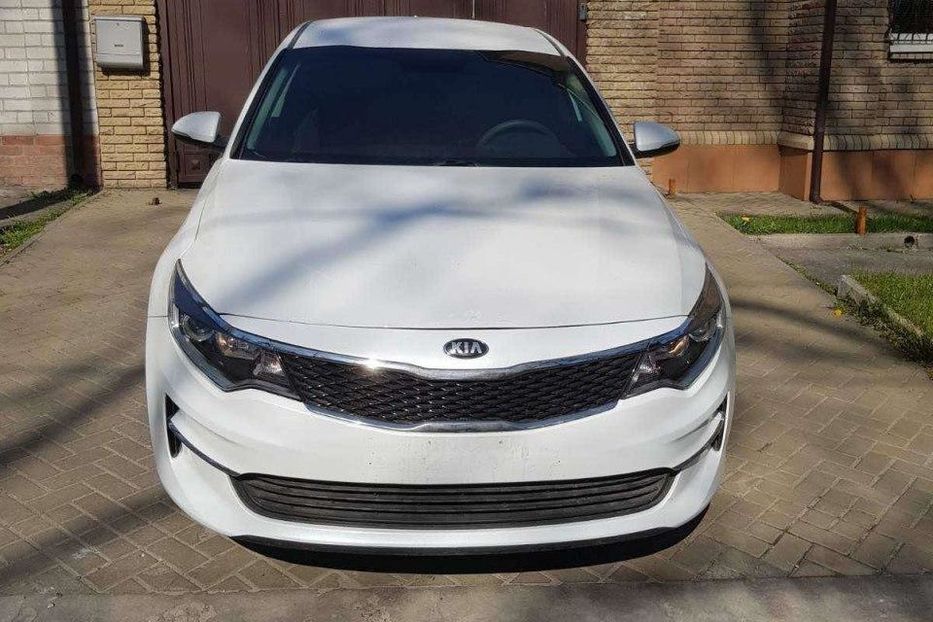 Продам Kia Optima lx 2017 года в Харькове