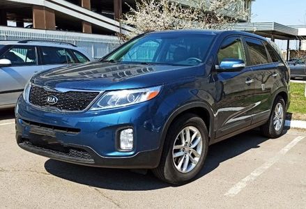 Продам Kia Sorento 2015 2014 года в Киеве