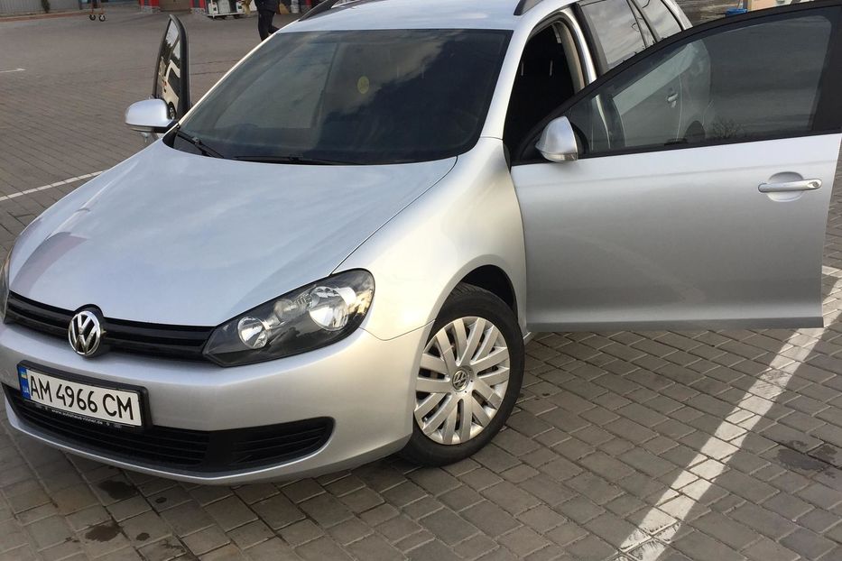 Продам Volkswagen Golf Variant 2011 года в г. Олевск, Житомирская область