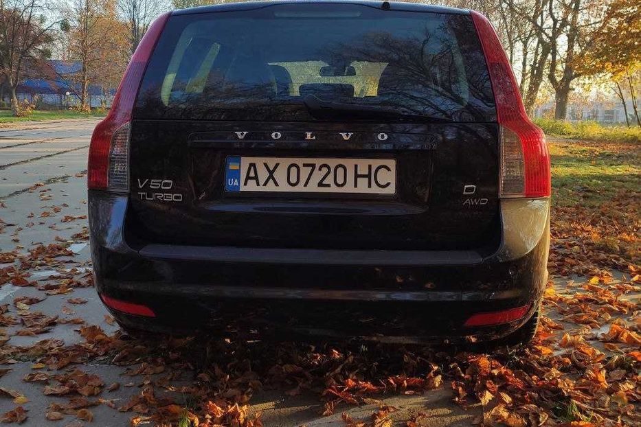 Продам Volvo V50 2011 года в Харькове