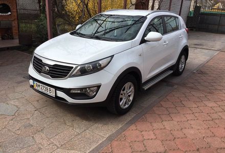 Продам Kia Sportage 1.7 TD MT  2012 года в Киеве