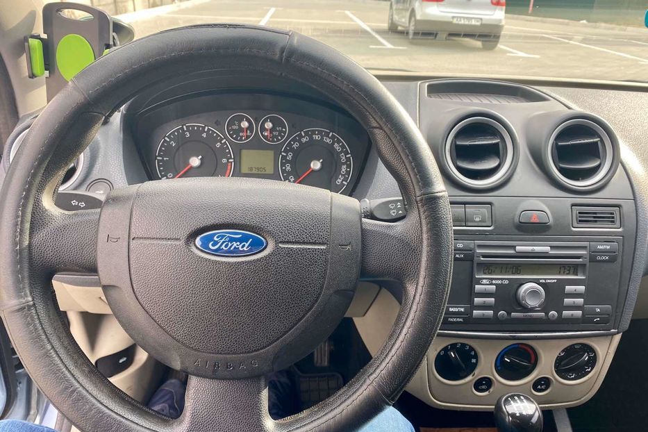 Продам Ford Fiesta 2006 года в Киеве