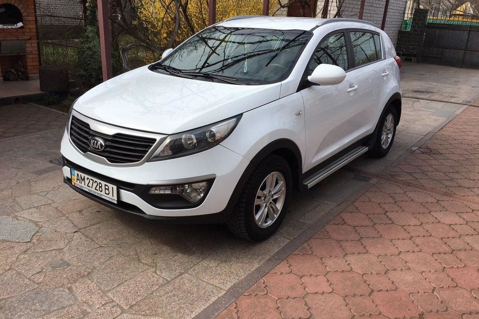 Продам Kia Sportage 1.7 TD MT  2012 года в Киеве