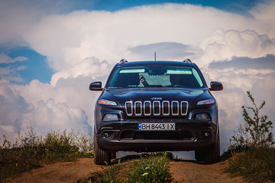 Продам Jeep Cherokee 2016 года в Одессе