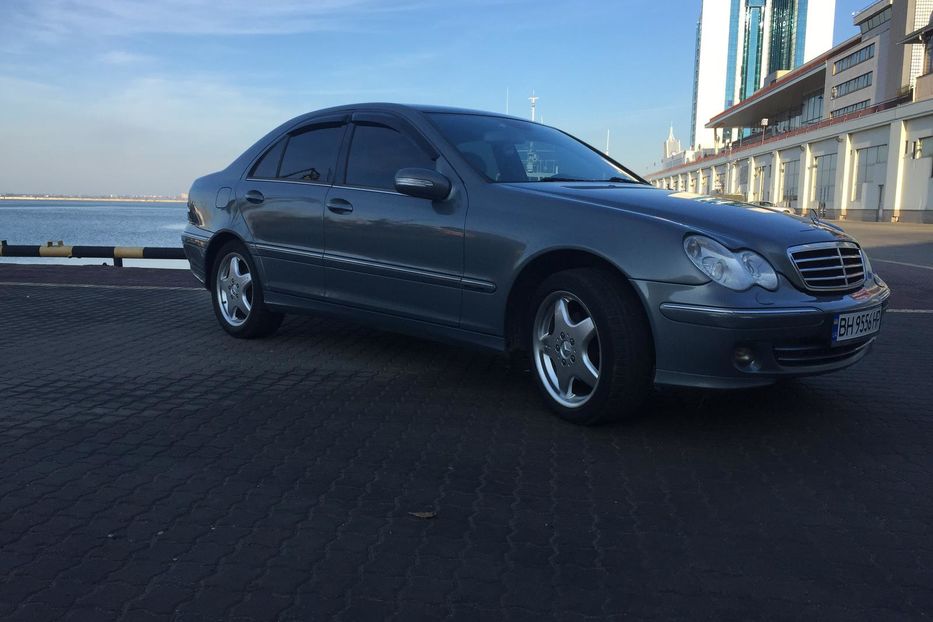 Продам Mercedes-Benz C-Class 2004 года в Одессе