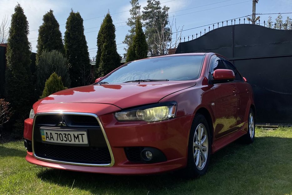 Продам Mitsubishi Lancer X 2013 года в Киеве