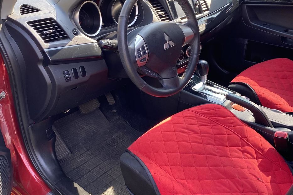 Продам Mitsubishi Lancer X 2013 года в Киеве