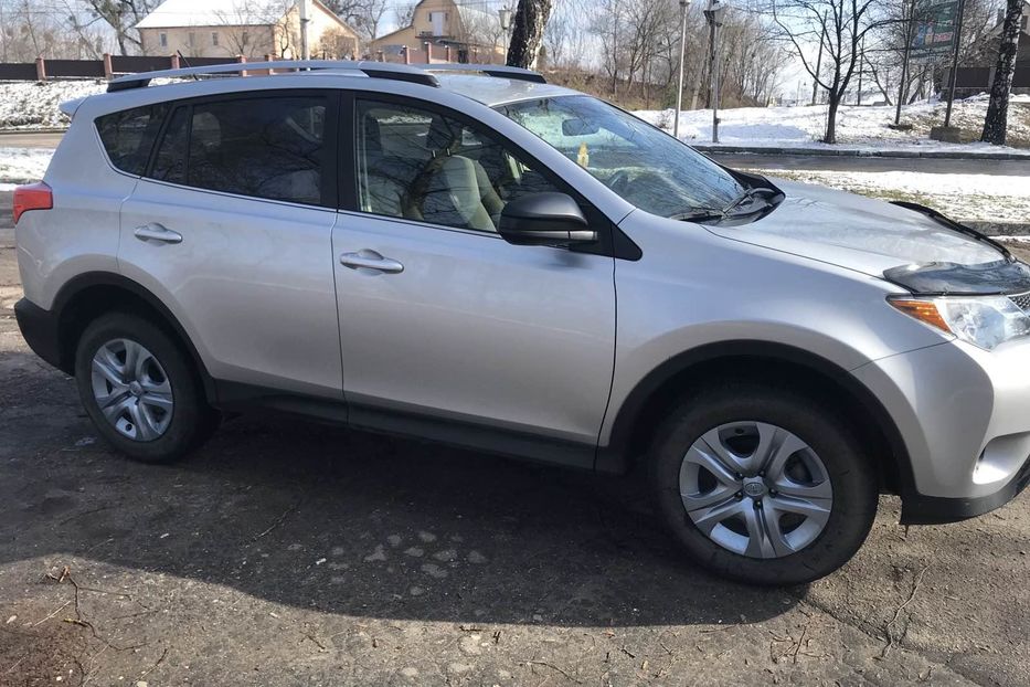 Продам Toyota Rav 4 2013 года в г. Золочев, Львовская область