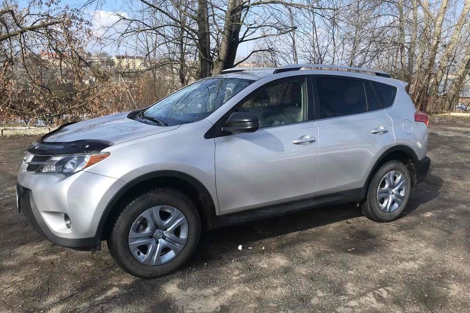 Продам Toyota Rav 4 2013 года в г. Золочев, Львовская область