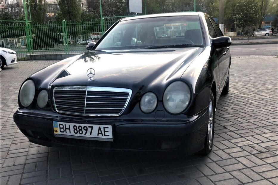 Продам Mercedes-Benz 210 E-Class 1999 года в Одессе