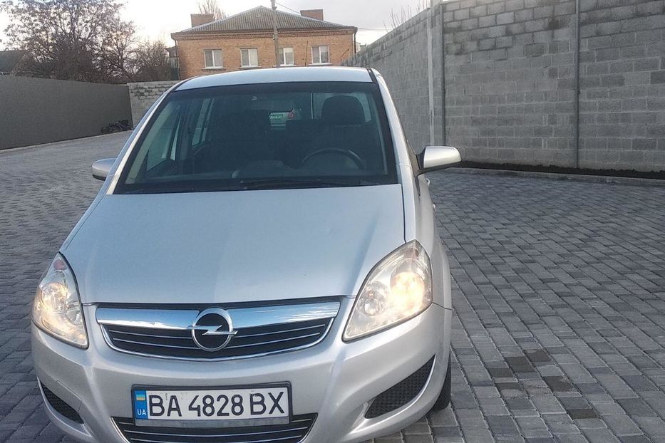 Продам Opel Zafira 2009 года в Харькове