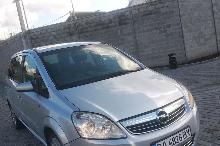 Продам Opel Zafira 2009 года в Харькове