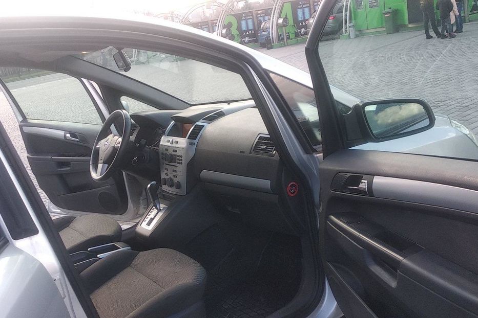 Продам Opel Zafira 2009 года в Харькове