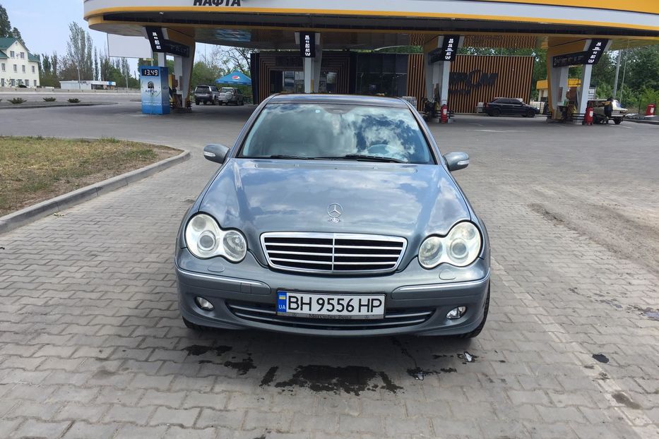 Продам Mercedes-Benz C-Class 2004 года в Одессе