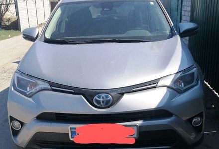 Продам Toyota Rav 4 Hv Le Plus/Xle HYBRID 2017 года в г. Кременчуг, Полтавская область