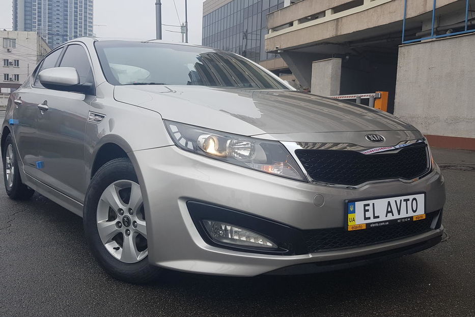 Продам Kia Optima LPI 2013 года в Киеве