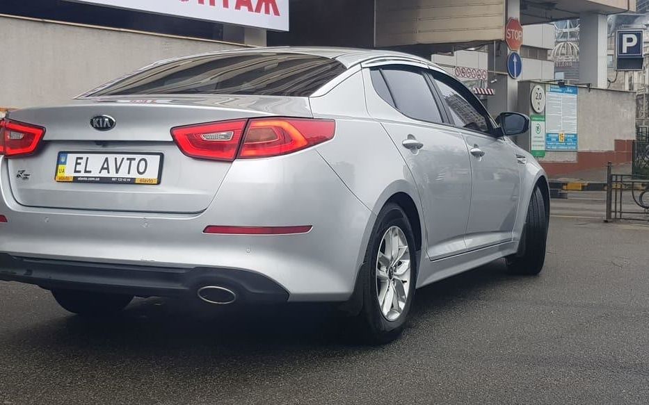 Продам Kia Optima LPI 2015 года в Киеве