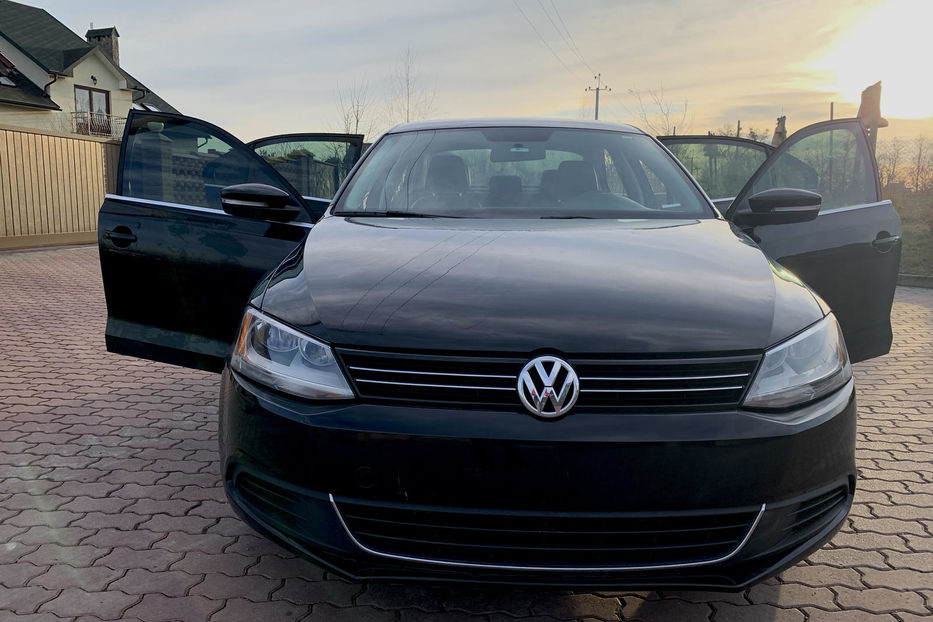 Продам Volkswagen Jetta SE 2014 года в Черновцах