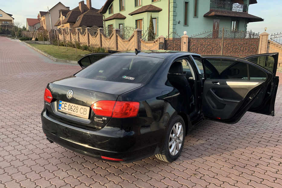 Продам Volkswagen Jetta SE 2014 года в Черновцах