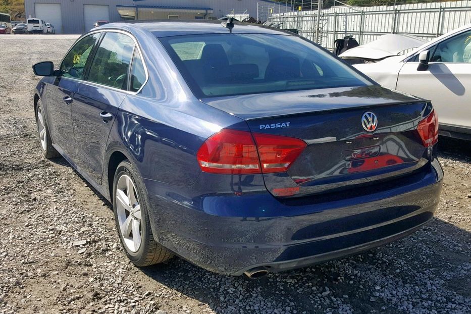 Продам Volkswagen Passat B7 SE 2013 года в Киеве