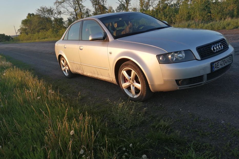 Продам Audi A4 B6 2002 года в г. Першотравенск, Днепропетровская область