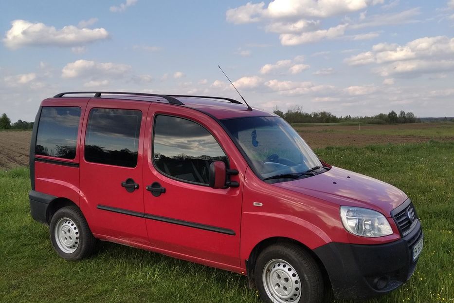 Продам Fiat Doblo пасс. 1.9jti 2005 года в Ровно