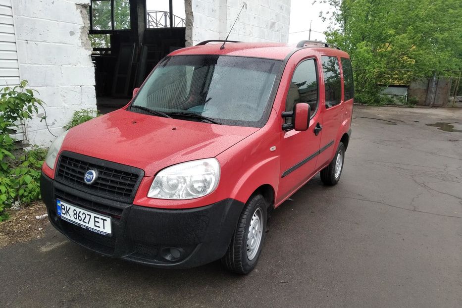 Продам Fiat Doblo пасс. 1.9jti 2005 года в Ровно