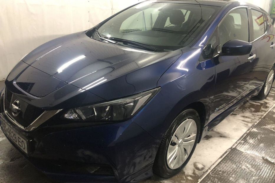 Продам Nissan Leaf 40кВт 2018 года в Виннице