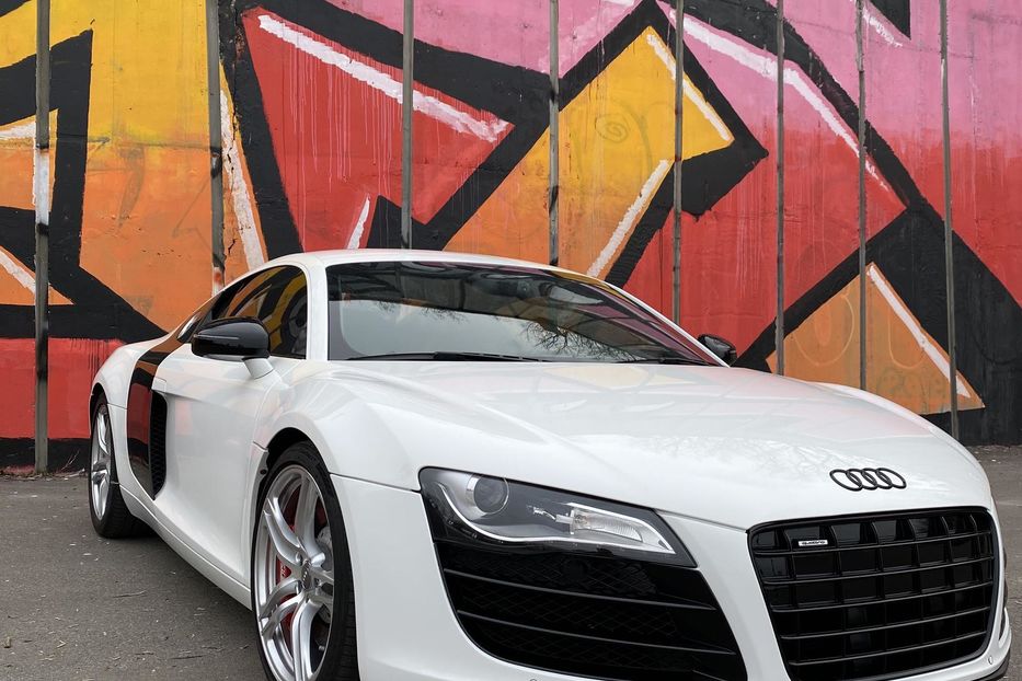 Продам Audi R8 quattro 4.2 2008 года в Киеве