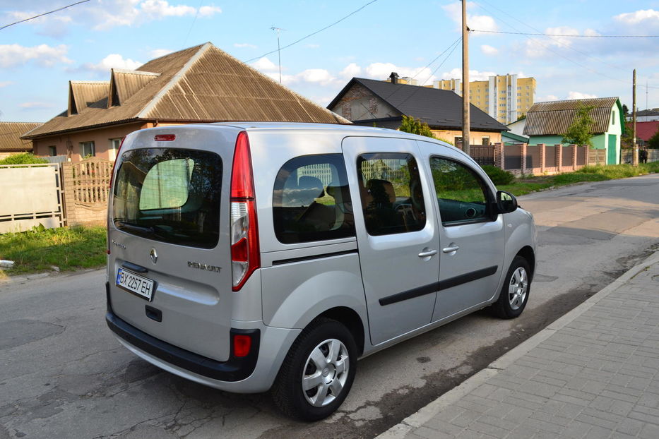 Продам Renault Kangoo пасс. 1.5DCI 66-kw 2015 года в Хмельницком