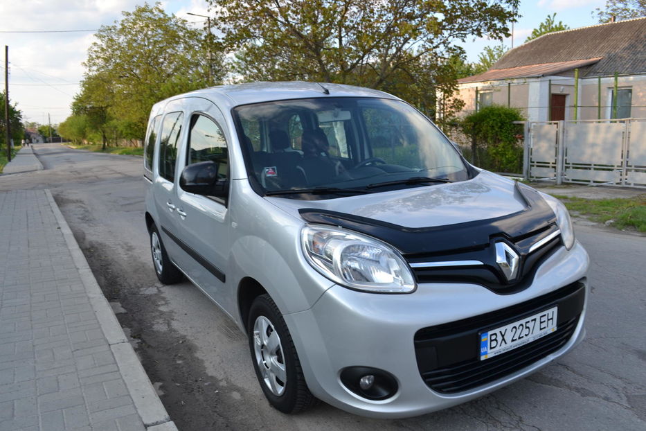 Продам Renault Kangoo пасс. 1.5DCI 66-kw 2015 года в Хмельницком