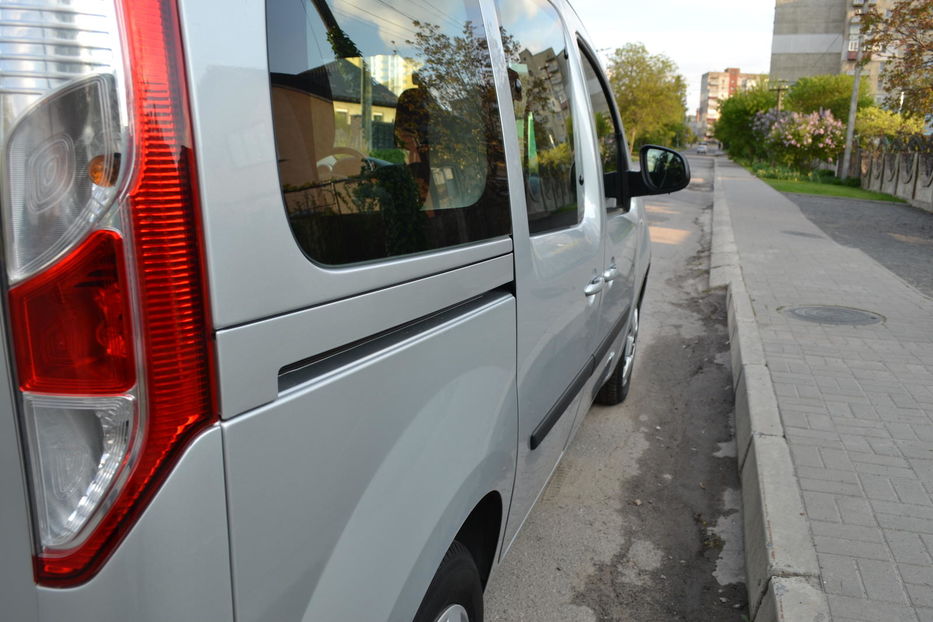 Продам Renault Kangoo пасс. 1.5DCI 66-kw 2015 года в Хмельницком