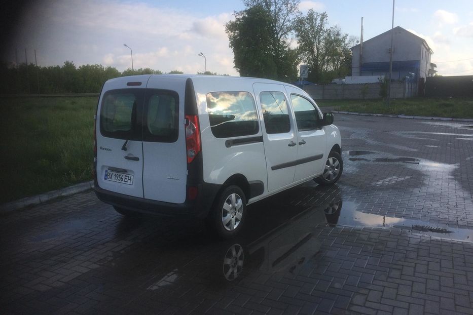Продам Renault Kangoo пасс. Long 2010 года в Ровно