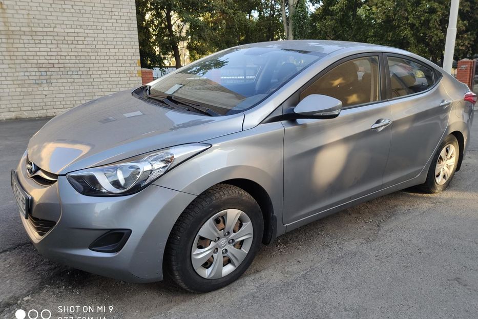 Продам Hyundai Elantra 2012 года в Днепре