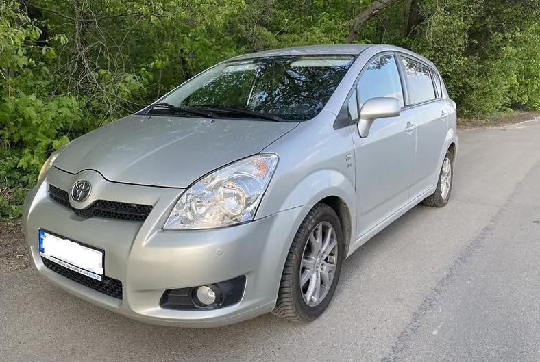 Продам Toyota Verso  D-4D Sol 2008 2008 года в Киеве